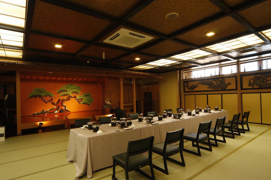 Tsuki No Shizuka Hotel Мацумото Екстериор снимка